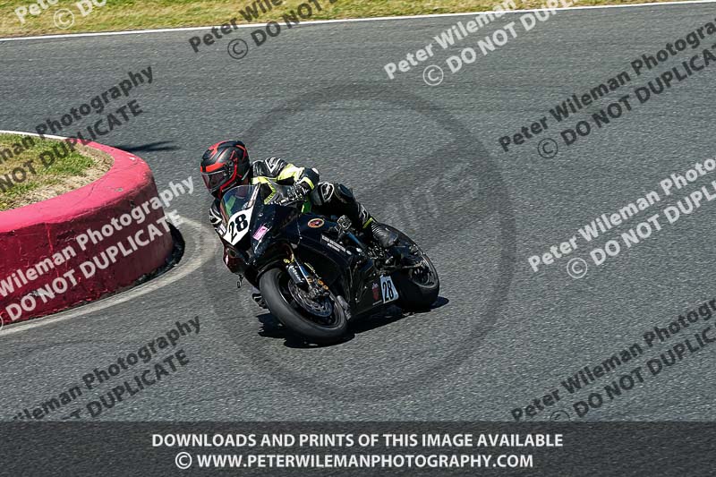 enduro digital images;event digital images;eventdigitalimages;mallory park;mallory park photographs;mallory park trackday;mallory park trackday photographs;no limits trackdays;peter wileman photography;racing digital images;trackday digital images;trackday photos